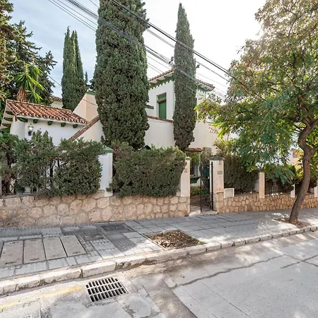 U-nique House Fernandez Shaw * Malaga